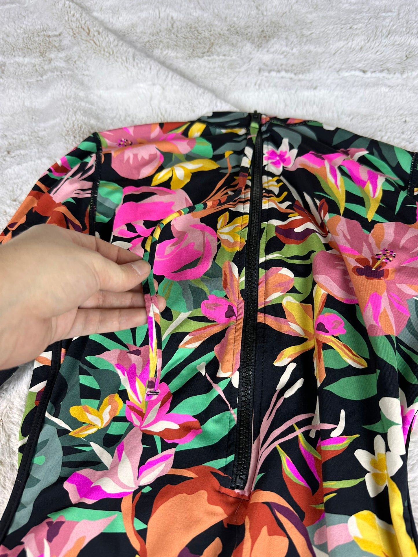Hurley Floral Printed Long Sleeve Swim Suit Rash Guard