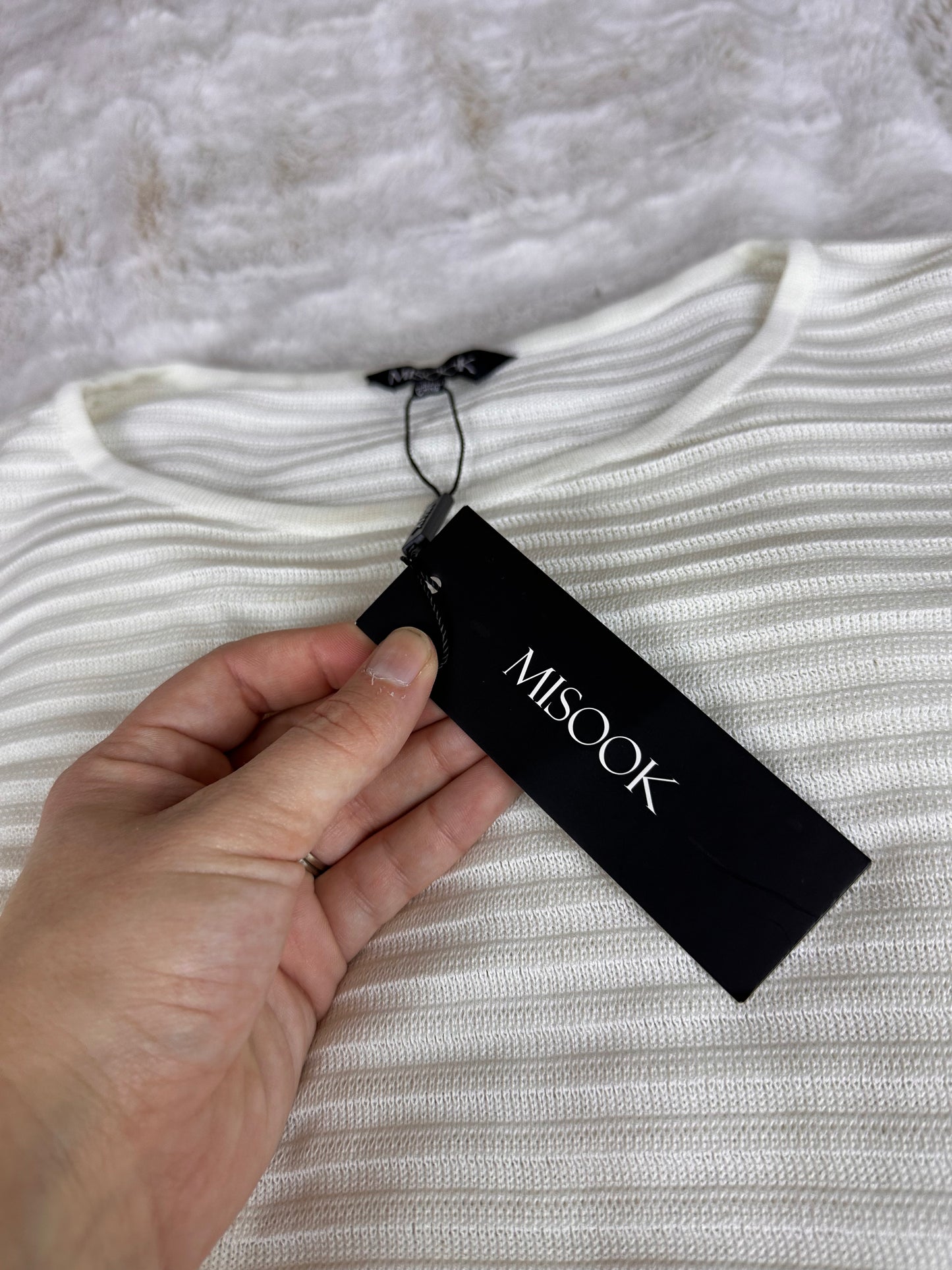 NWT Misook White Knit Tee Wrinkle Free Short Sleeve Top - XL