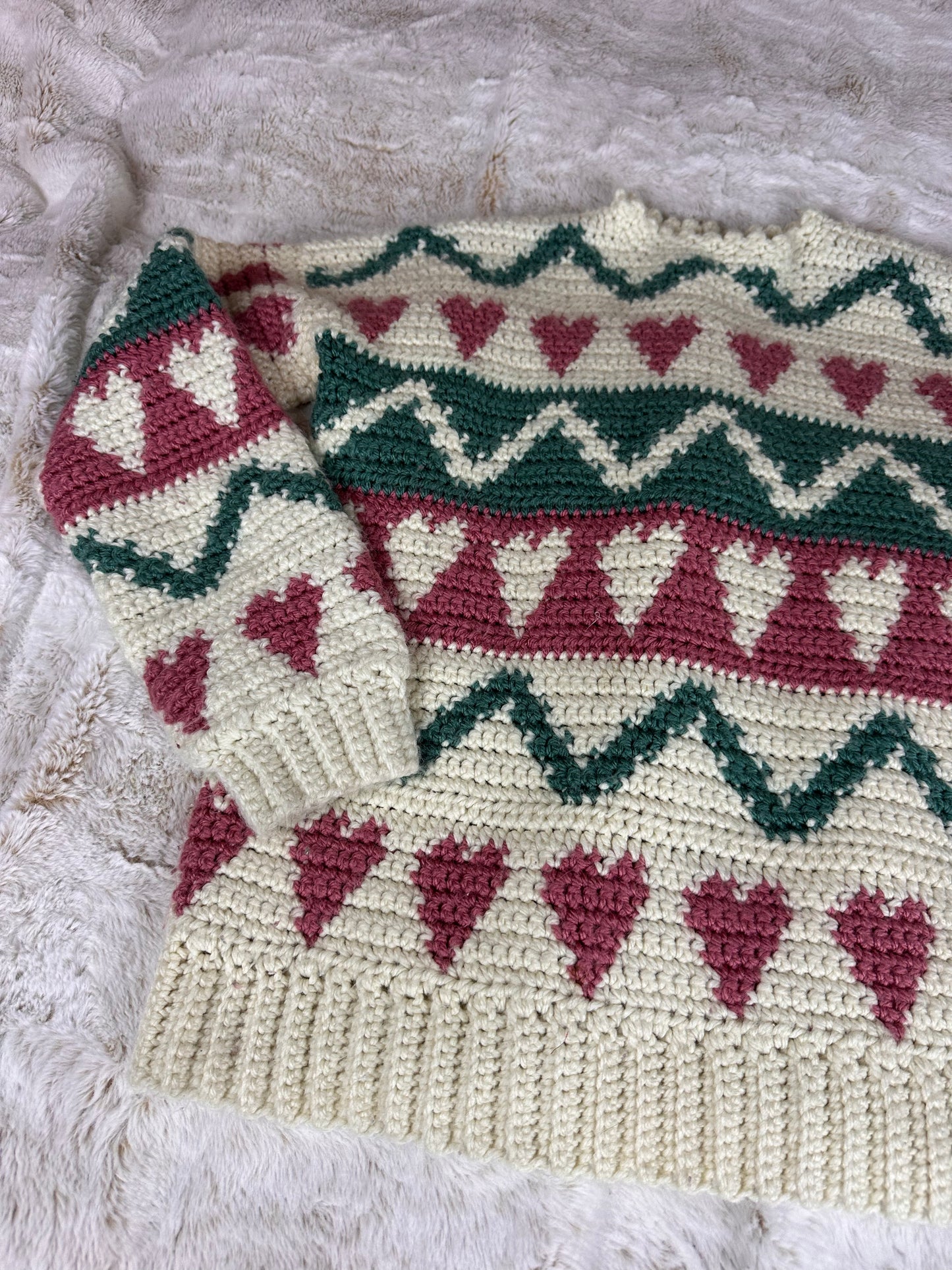 Vintage Handknit Heart Patterned Chunky Knit Sweater - Large