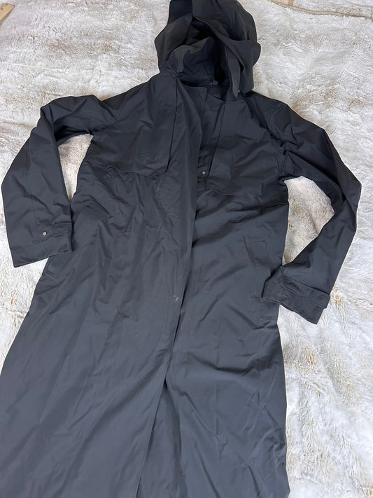 Lululemon Black Hooded Long Line Rain Jacket - Small