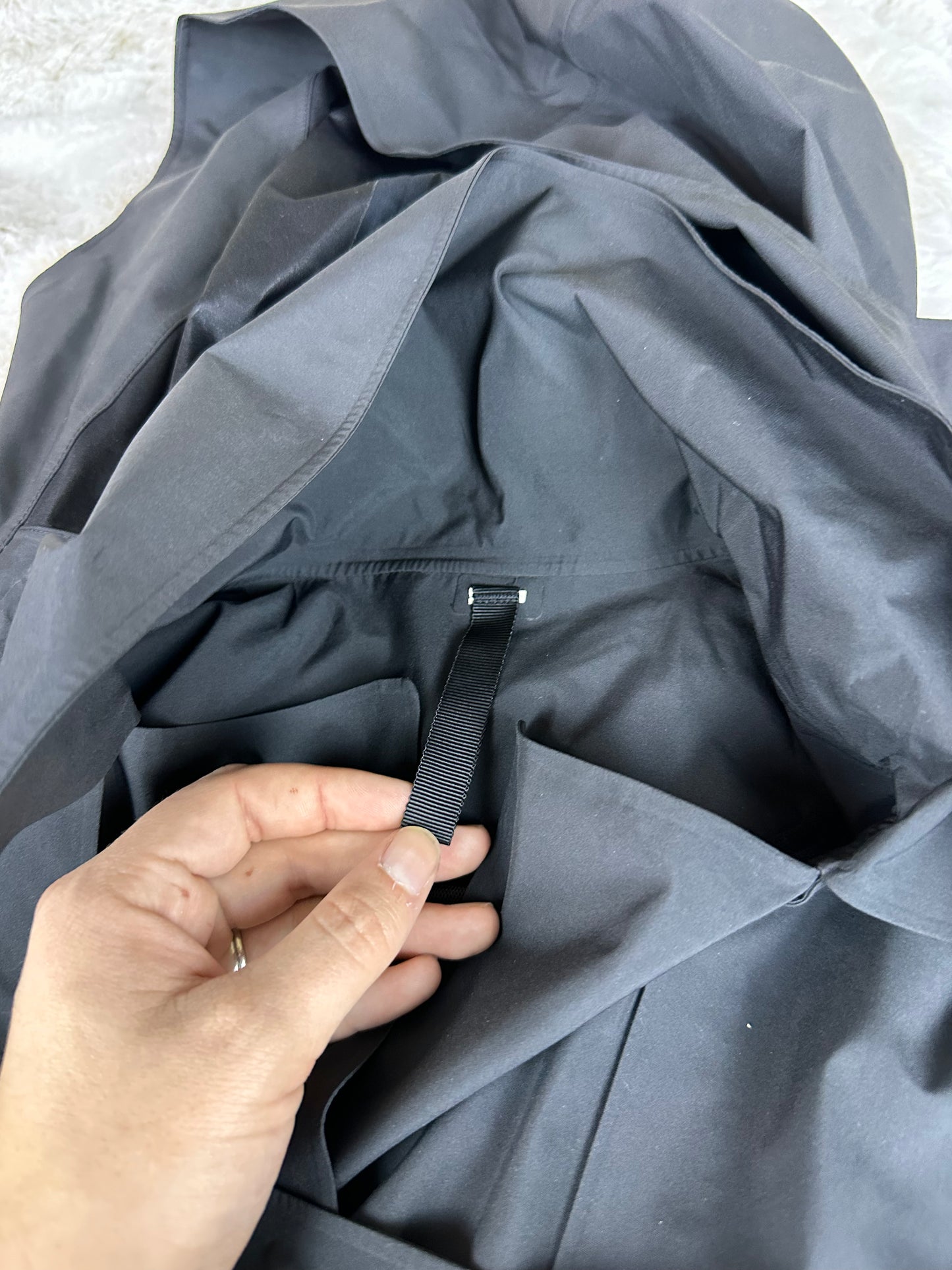 Lululemon Black Hooded Long Line Rain Jacket - Small