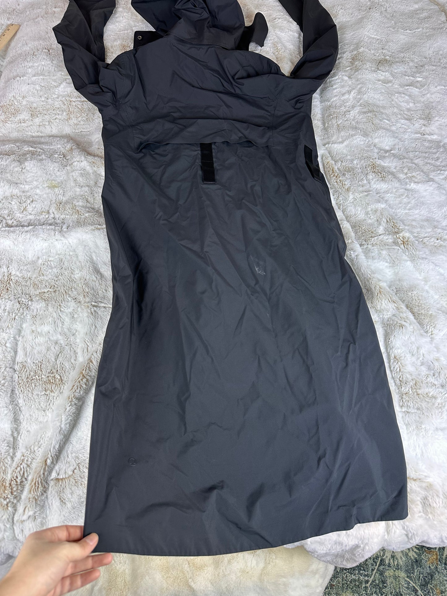 Lululemon Black Hooded Long Line Rain Jacket - Small