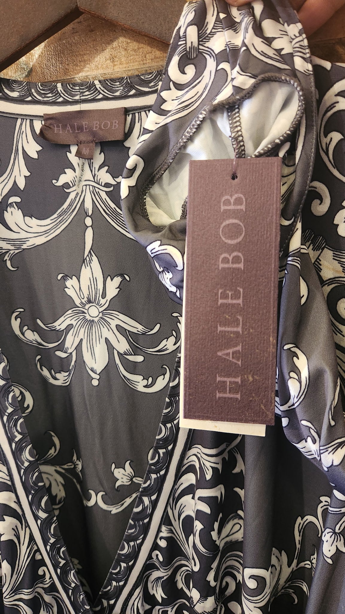 NWT Hale Bob Grey Floral Robe - Medium