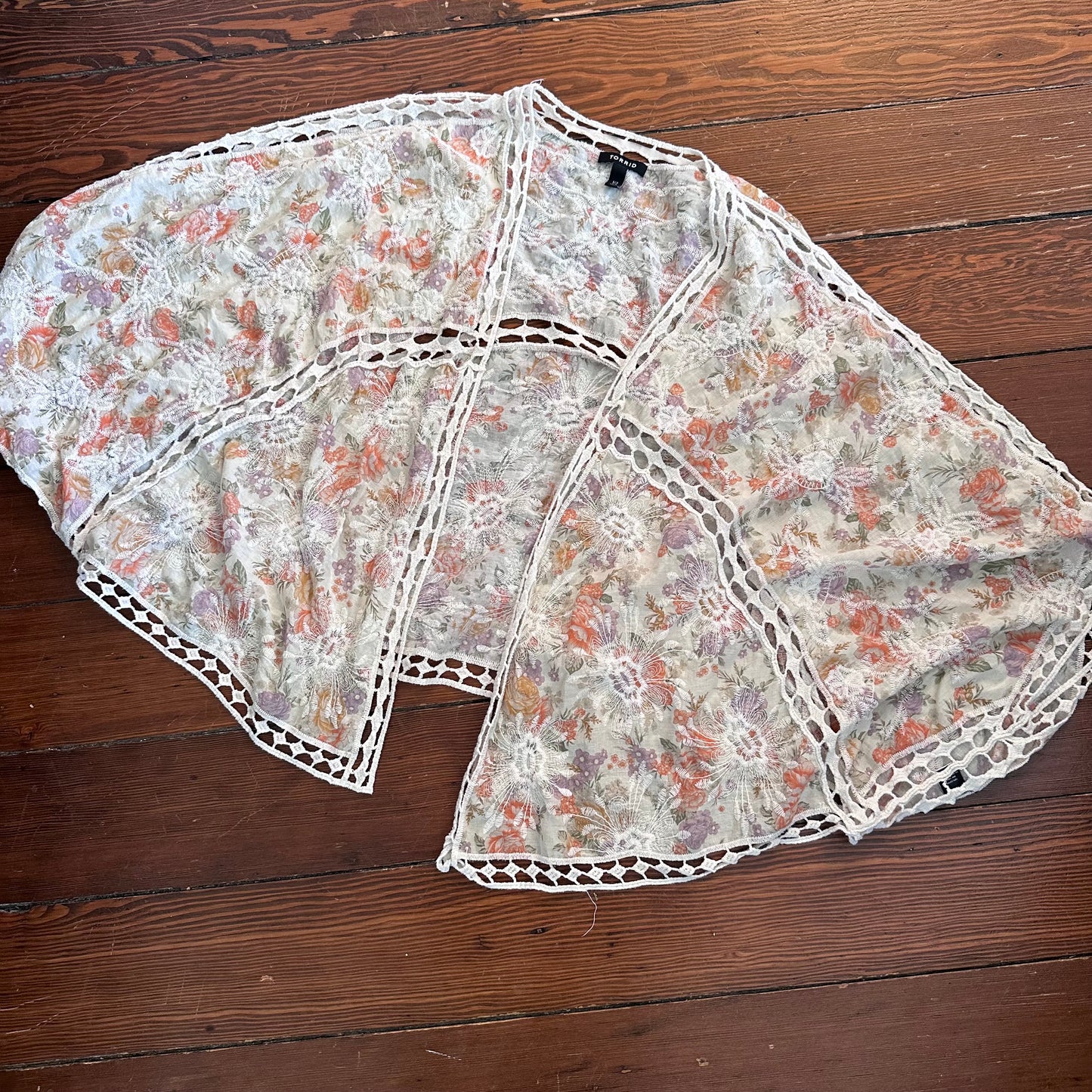 Torrid Floral Shawl - One Size (L-XL)