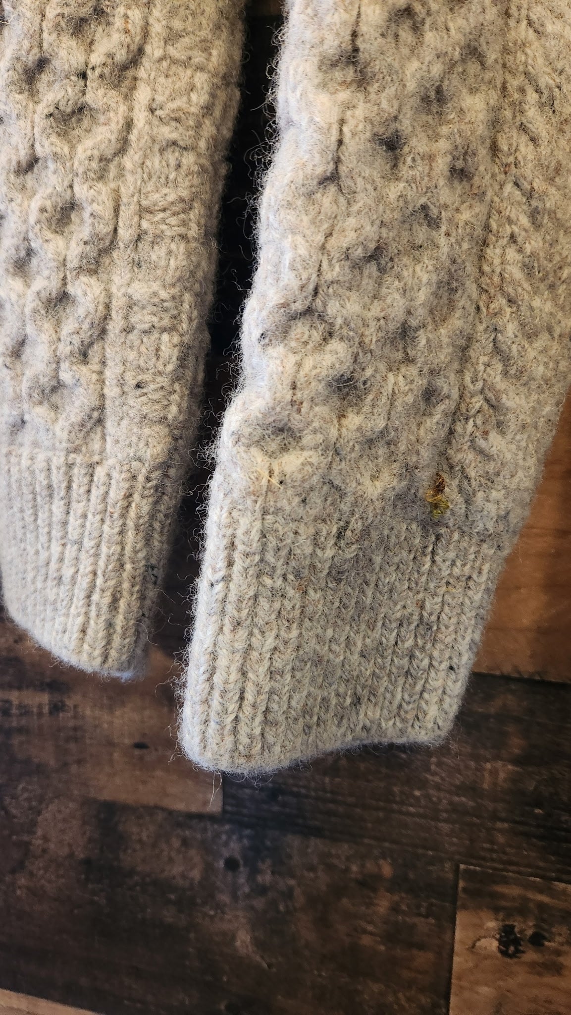 Neutral Chunky Knit 100% Ireland Wool Sweater - XS