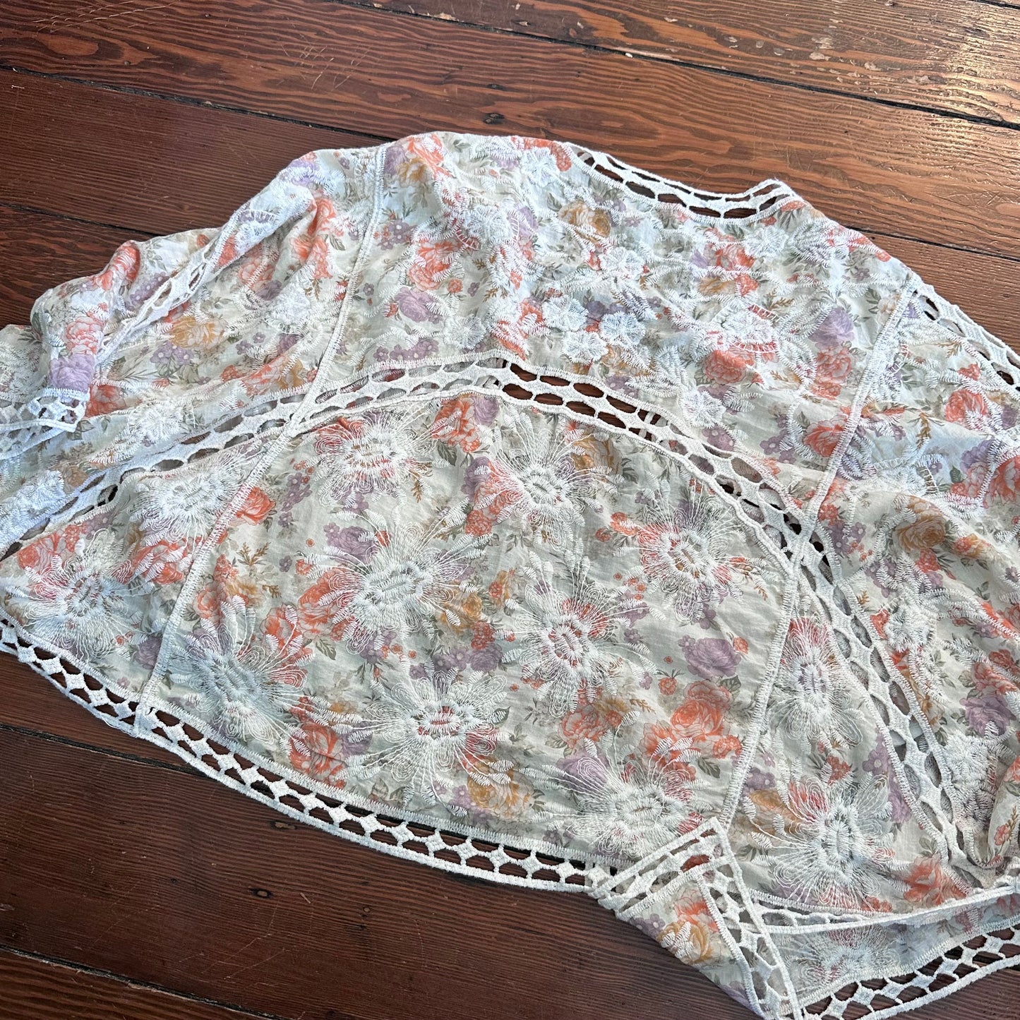 Torrid Floral Shawl - One Size (L-XL)