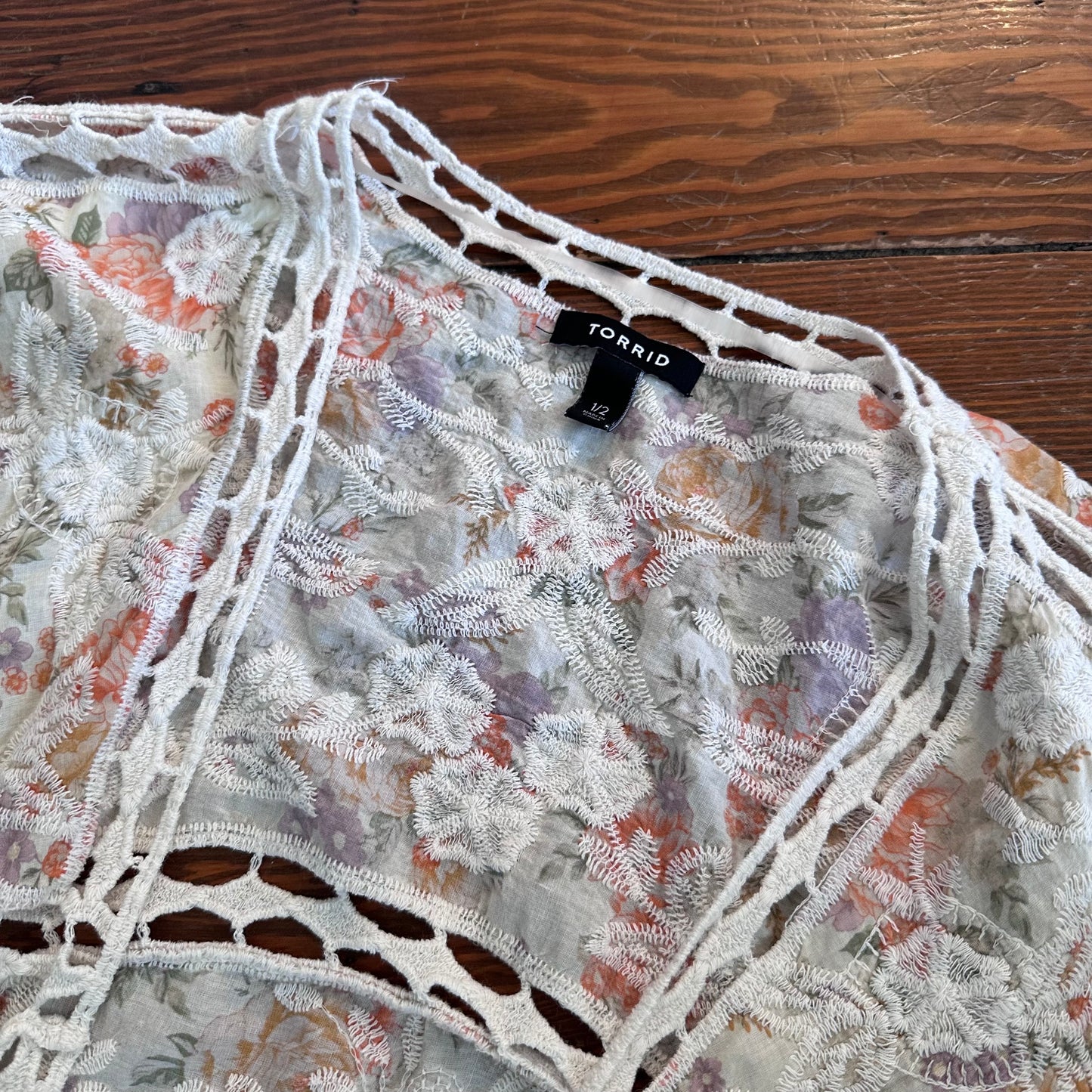 Torrid Floral Shawl - One Size (L-XL)