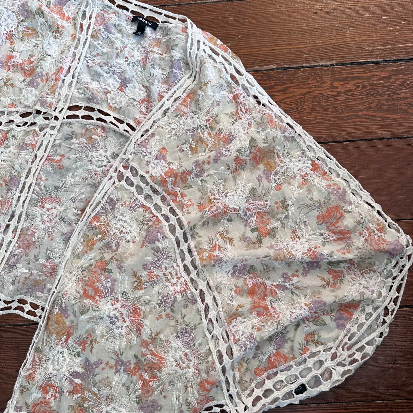 Torrid Floral Shawl - One Size (L-XL)