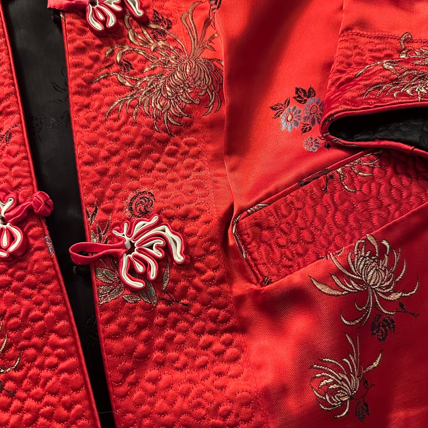 Vintage Reversible Silky Red Chinese Jacket - Size Large