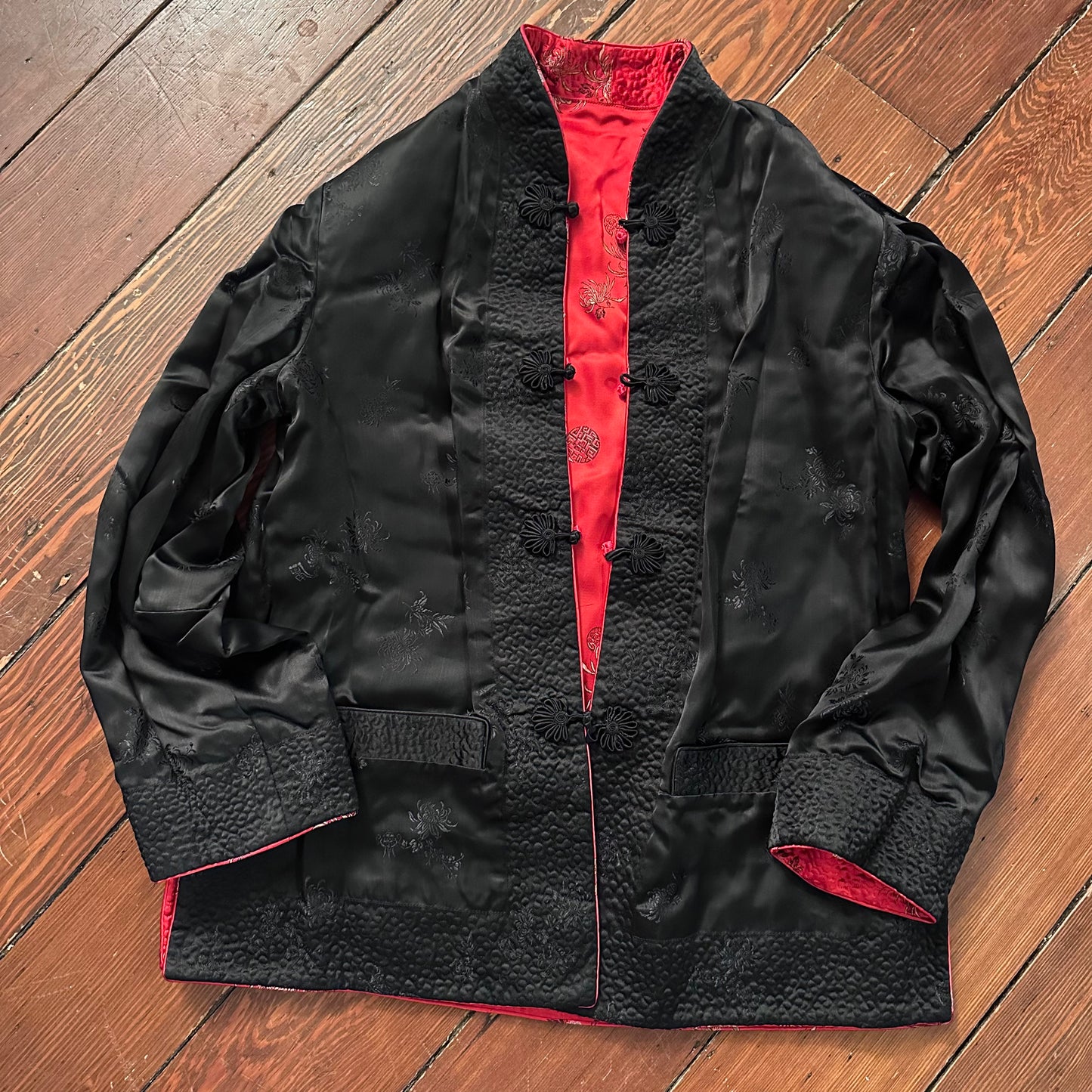 Vintage Reversible Silky Red Chinese Jacket - Size Large