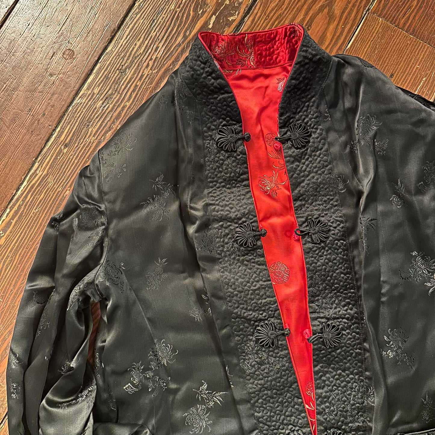 Vintage Reversible Silky Red Chinese Jacket - Size Large