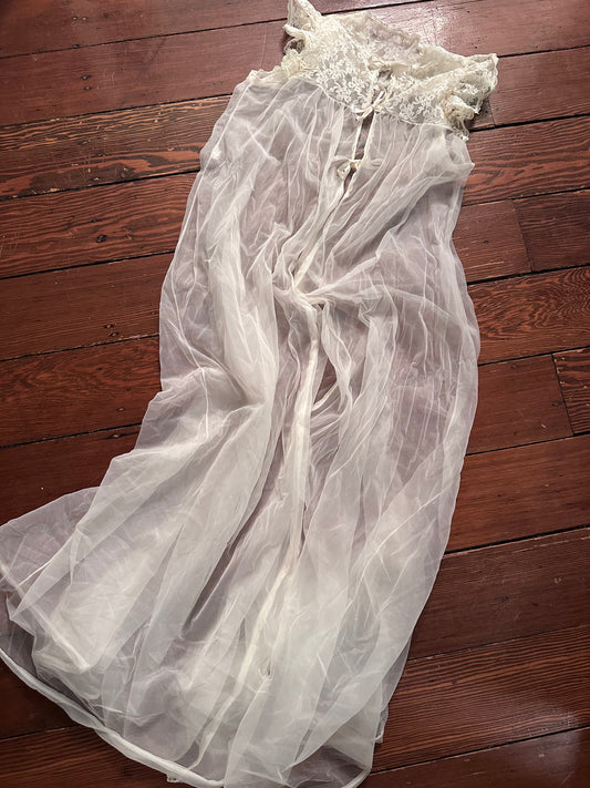 Vintage Cream Peignoir Robe with Stunning Lace Details - Size XS