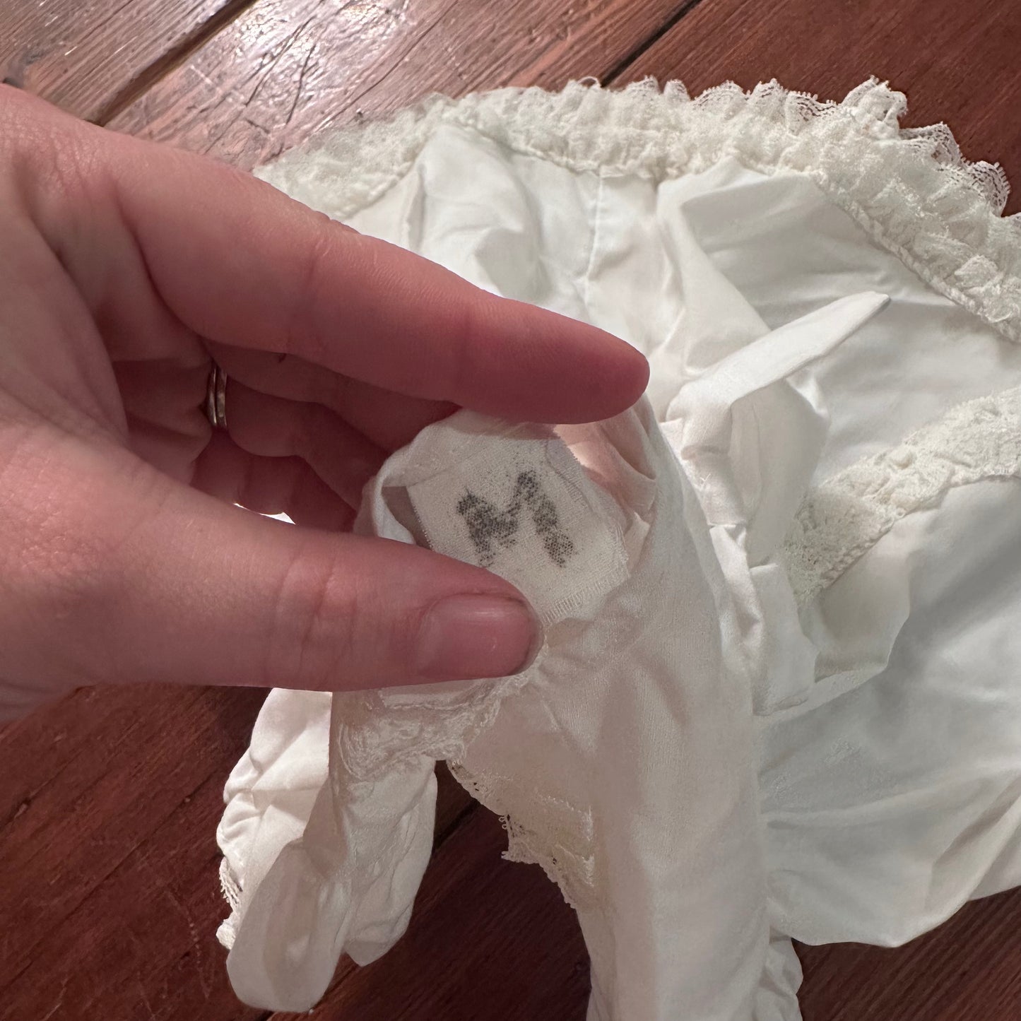 Vintage White Frilly Lace 2pc Set