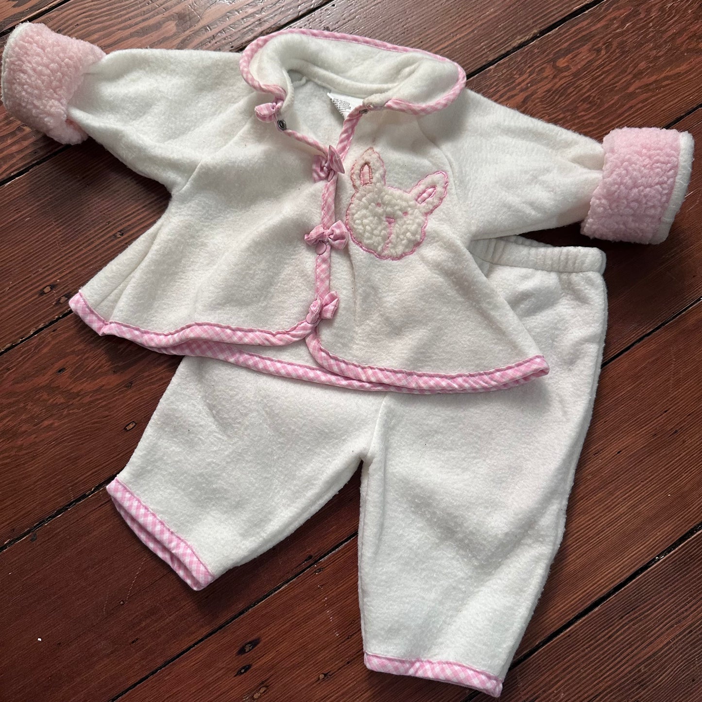 Vintage 3pc Fleece Set with Pink Details - 3-6 Months