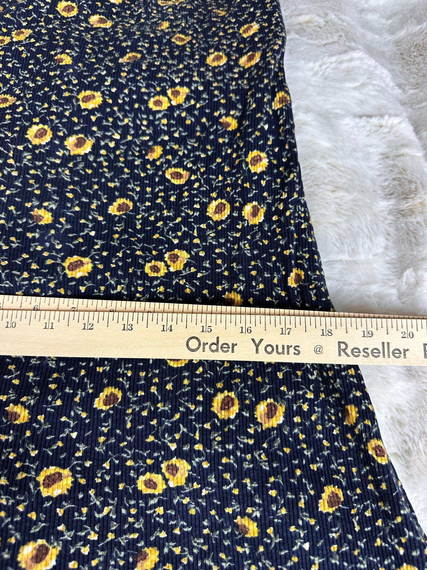 Vintage 90s Sunflower Printed Bodycon Midi Dress Made in the USA - Medium