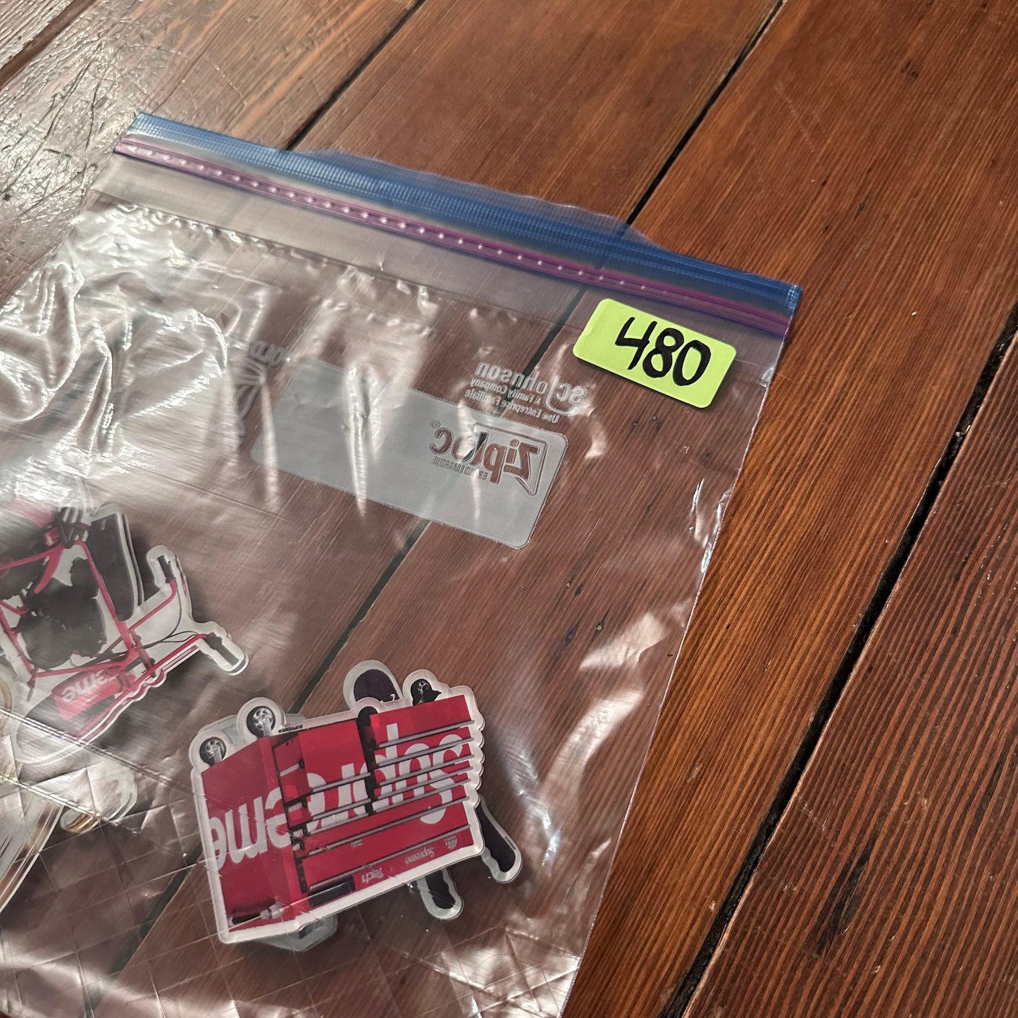 SUPREME Red Magnet 9 Piece Set