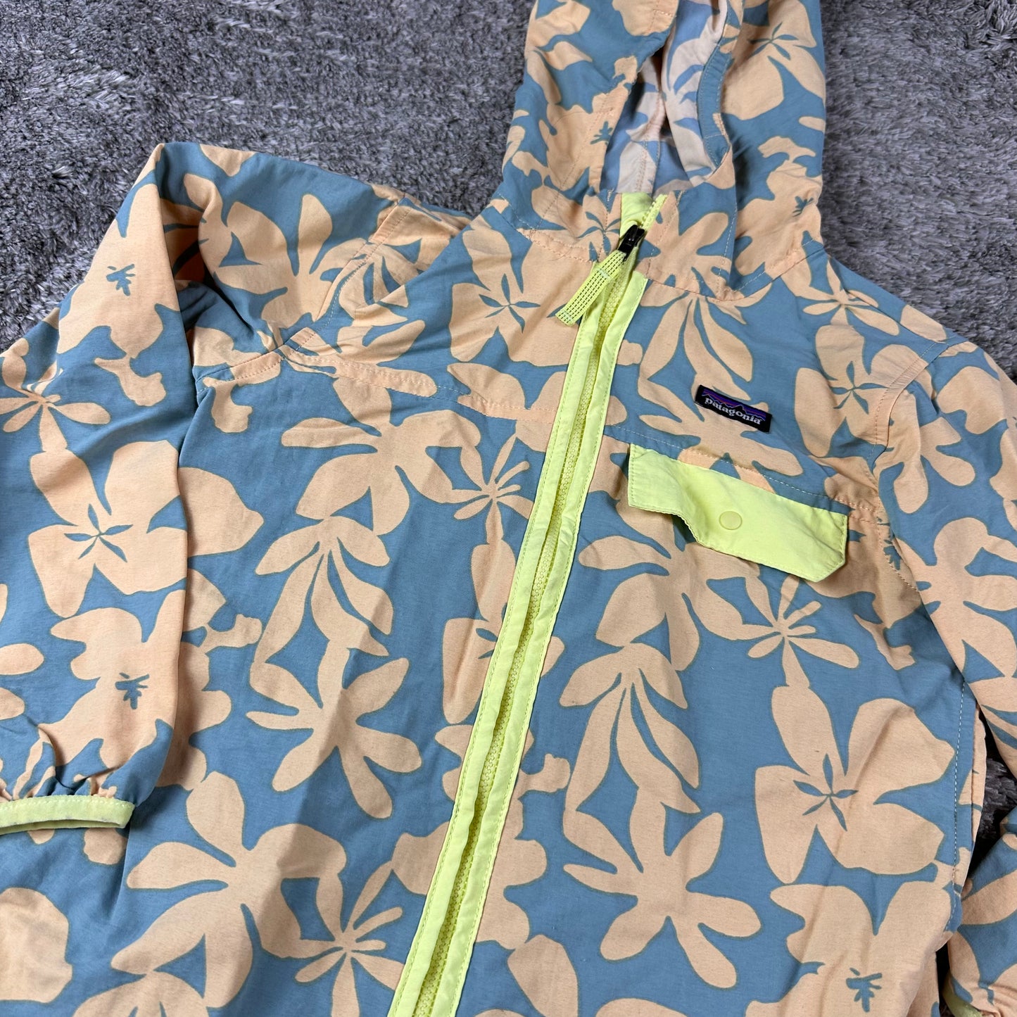 Patagonia Baggies Jacket for Kids // Small